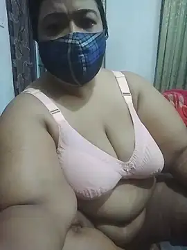 momo loves online show from 04-13-26, 08:36