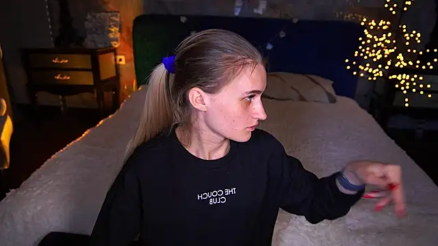 DiamondNina online show from 04-13-26, 01:27