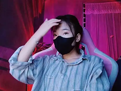 -Tamy- online show from 03-25-26, 03:18