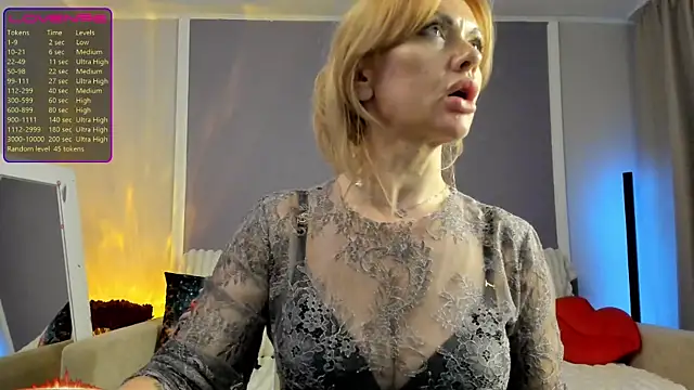 Monika-peach online show from 04-21-26, 01:42