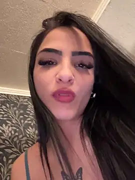 Evelin199 online show from 04-15-26, 07:58