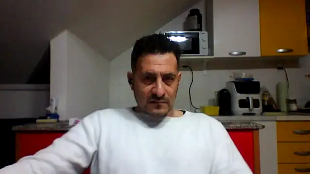 Snapshot of colosone chatting on 03-09-26, 03:32 colosone online show from 03-09-26, 03:32