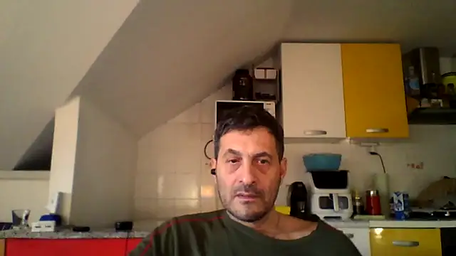 Snapshot of colosone chatting on 03-24-26, 06:07 colosone online show from 03-24-26, 06:07