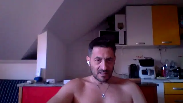 Snapshot of colosone chatting on 04-07-26, 09:10 colosone online show from 04-07-26, 09:10