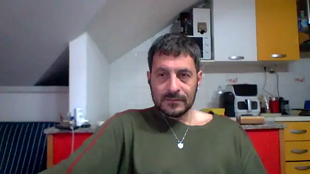 Snapshot of colosone chatting on 04-22-26, 06:27 colosone online show from 04-22-26, 06:27