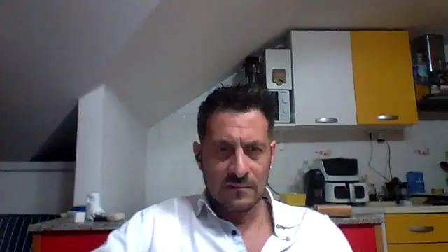 Snapshot of colosone chatting on 05-02-26, 10:59 colosone online show from 05-02-26, 10:59