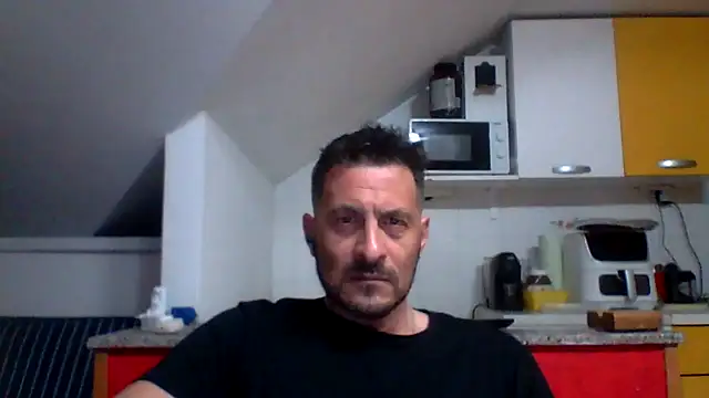 Snapshot of colosone chatting on 05-10-26, 08:36 colosone online show from 05-10-26, 08:36