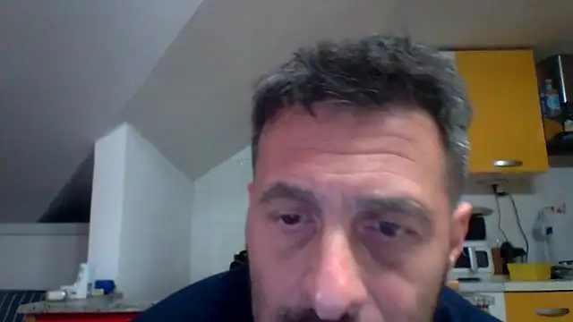 Snapshot of colosone chatting on 05-15-26, 04:14 colosone online show from 05-15-26, 04:14