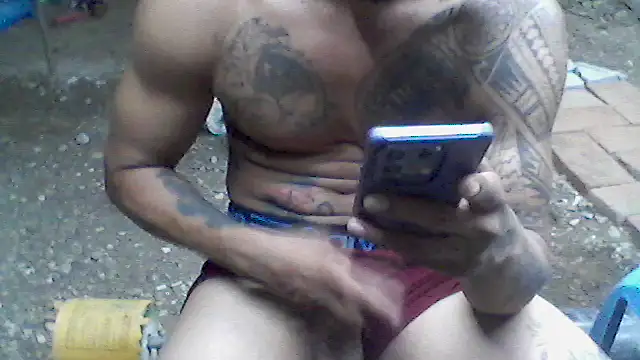 Snapshot of cielo420 chatting on 05-25-26, 01:22 cielo420 online show from 05-25-26, 01:22