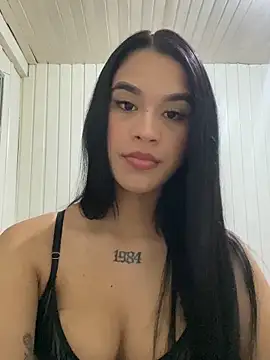 ashley hoott online show from 01-08-26, 12:02