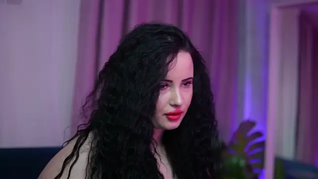 AdelineRosa online show from 01-12-26, 08:58