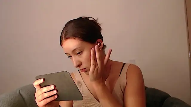 -Ivonnys online show from 01-10-26, 08:32