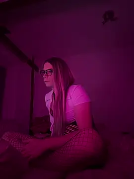 Sissy celina1 online show from 03-06-26, 07:32