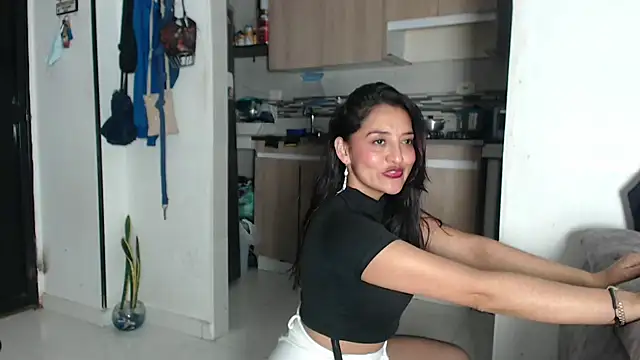 samanta xi online show from 03-06-26, 07:16