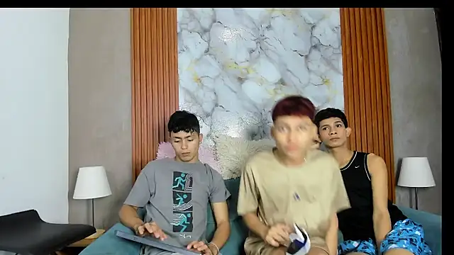 AVENGER BOYS2026 online show from 06-23-26, 07:23
