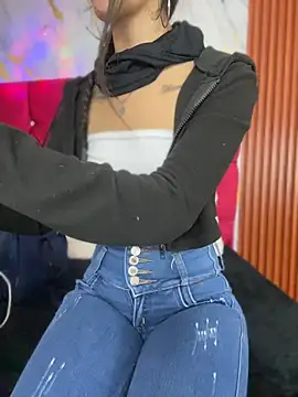 Michelle ec online show from 05-18-26, 06:25