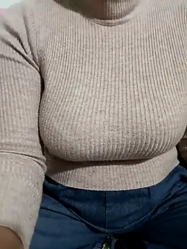 Tulip Giang online show from 01-12-26, 04:23