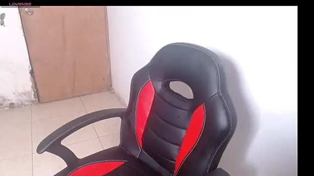 Snapshot of laaspri chatting on 01-13-26, 10:26 laaspri online show from 01-13-26, 10:26