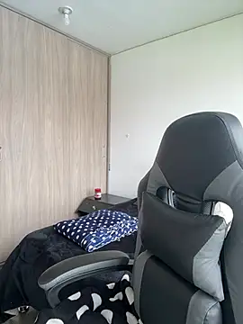 crystal dlun online show from 02-06-26, 03:15