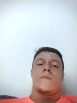 Snapshot of RAFAELQUINTEROSCAVALHEI chatting on 01-18-26, 10:24 RAFAELQUINTEROSCAVALHEI online show from 01-18-26, 10:24