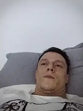 Snapshot of RAFAELQUINTEROSCAVALHEI chatting on 04-05-26, 09:01 RAFAELQUINTEROSCAVALHEI online show from 04-05-26, 09:01