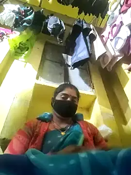 Snapshot of Miss__soniya146 chatting on 01-17-26, 11:59 Miss soniya146 online show from 01-17-26, 11:59