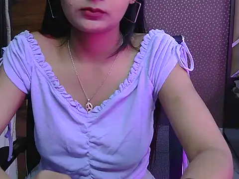 sweet riyaaa online show from 04-17-26, 04:59