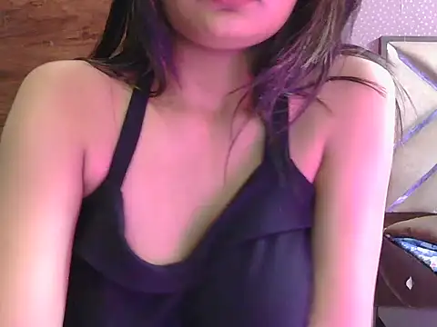 sweet riyaaa online show from 07-10-26, 04:31