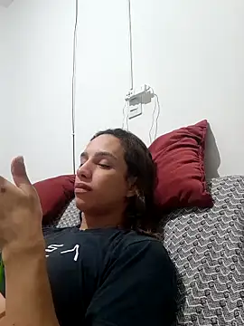 ofjuliaa online show from 04-07-26, 02:01