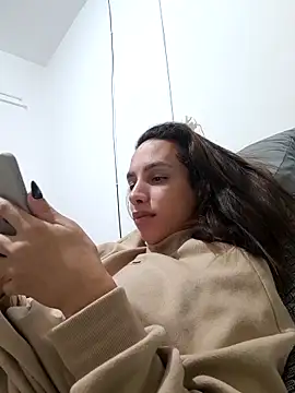 ofjuliaa online show from 05-30-26, 06:10