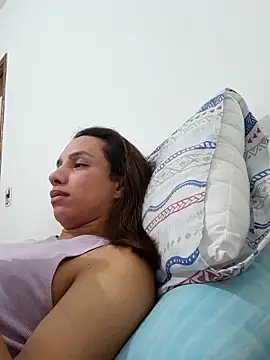 ofjuliaa online show from 06-16-26, 05:21