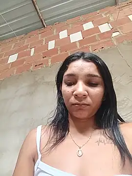 Snapshot of chikivivi- chatting on 06-28-26, 01:50 chikivivi- online show from 06-28-26, 01:50