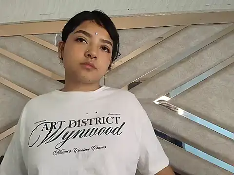 Snapshot of VenusRs chatting on 01-07-26, 03:14 VenusRs online show from 01-07-26, 03:14