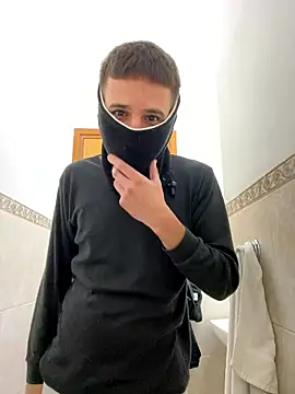 petiteyanel online show from 01-12-26, 10:59