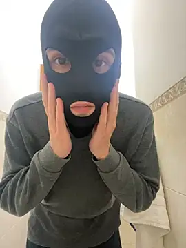 petiteyanel online show from 03-04-26, 12:38