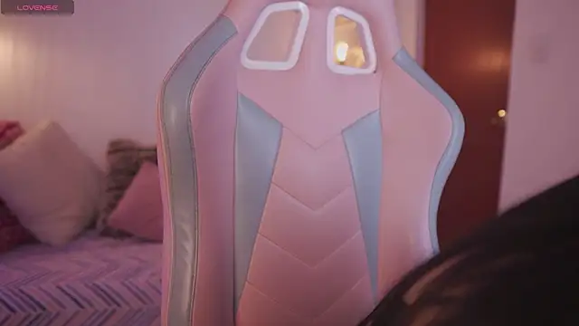 Valery Belmort online show from 04-13-26, 12:43