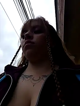 ISABELLA-01  online show from 04-23-26, 07:27