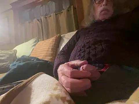 Snapshot of LickYourYoni chatting on 02-03-26, 06:40 LickYourYoni online show from 02-03-26, 06:40