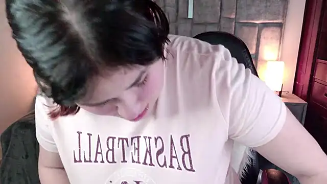 Snapshot of azul_veraa chatting on 06-03-26, 12:19 azul veraa online show from 06-03-26, 12:19