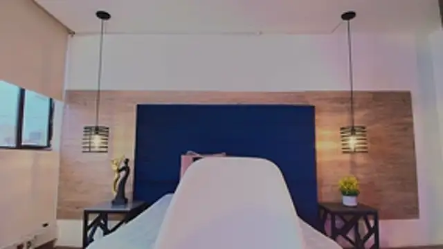 Ellie-Alves online show from 04-15-26, 05:20