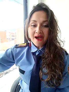 Snapshot of Alejandra_N chatting on 02-25-26, 05:11 Alejandra N online show from 02-25-26, 05:11