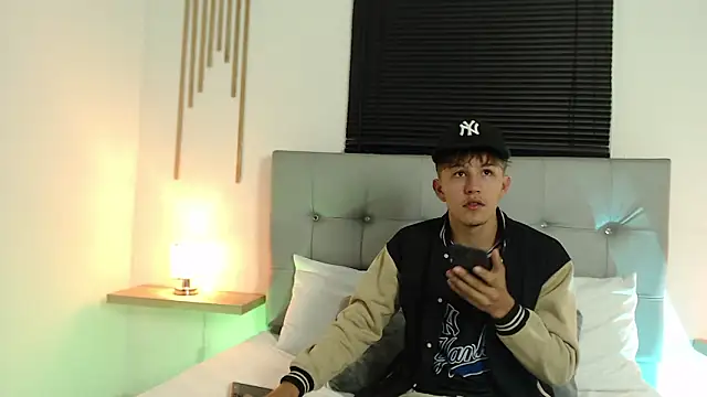 johnny blake  online show from 02-03-26, 02:53