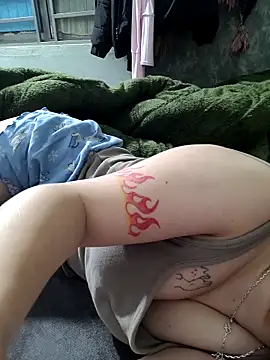 -LunaLust online show from 03-10-26, 11:48