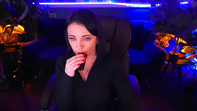 Dafni Monn online show from 01-23-25, 07:00