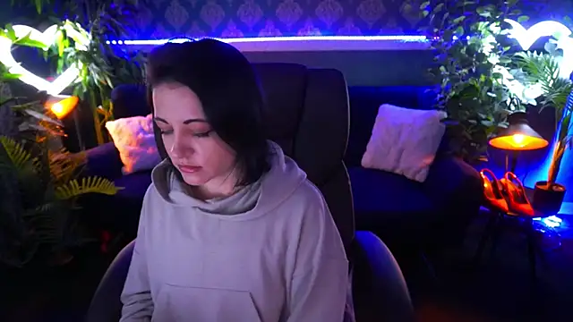 Dafni Monn online show from 03-11-25, 06:32