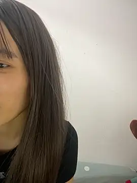 Snapshot of Dau_123 chatting on 03-01-26, 01:24 Dau 123 online show from 03-01-26, 01:24