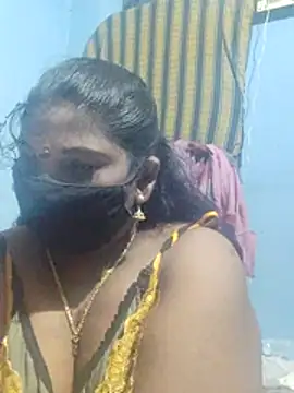 Snapshot of divyasree1431 chatting on 07-09-26, 10:14 divyasree1431 online show from 07-09-26, 10:14