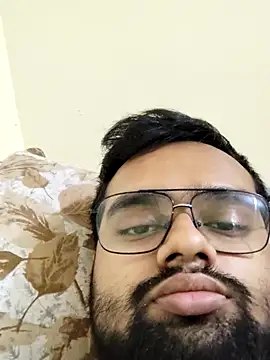 unknownuser96 online show from 01-11-26, 12:21