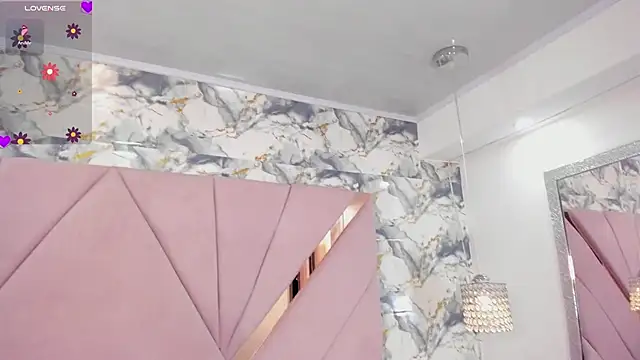 Snapshot of tatikanyx chatting on 01-14-26, 04:56 tatikanyx online show from 01-14-26, 04:56