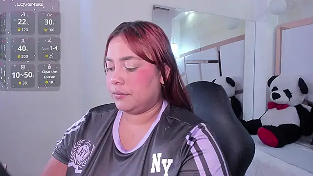 Snapshot of tatikanyx chatting on 04-22-26, 11:45 tatikanyx online show from 04-22-26, 11:45